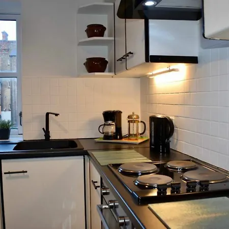 3 Bedroom Riverside Duplex Sleeps 6 Dublin