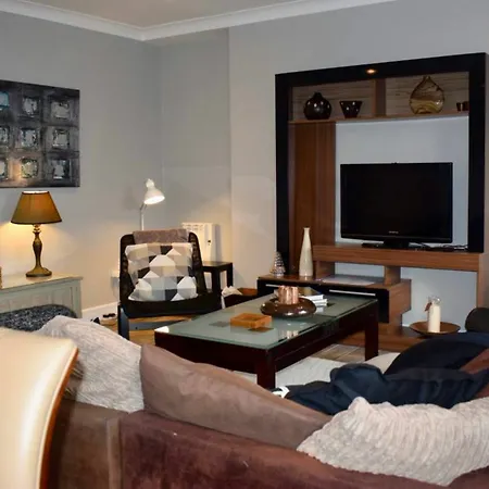 Apartment 3 Bedroom Riverside Duplex Sleeps 6 Dublin